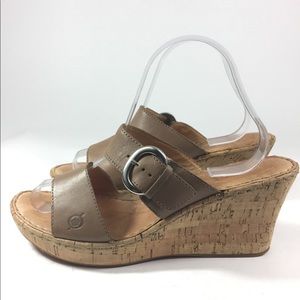2/$30 Born 10 Tan Beige Slip On Buckle Wedge Sandals